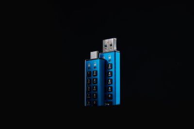 Kingston USB flash drive IronKey Keypad 200 - USB 3.2 Gen 1 - 128 GB - blue_7