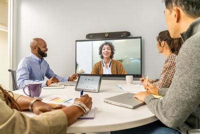 HP Poly Studio X52 All-In-One Video Bar with TC10 Controller Kit_4