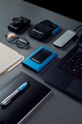 Kingston Technology IronKey 960GB Vault Privacy 80 XTS-AES 256-bit Encrypted External SSD_10