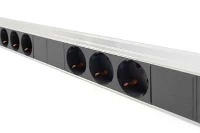DIGITUS power strip A-19-STRIP42-1 - 18 Ports_4