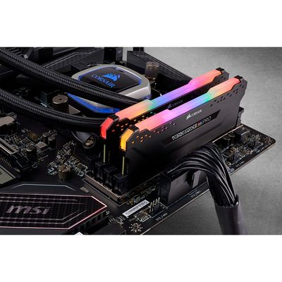 CORSAIR RAM Vengeance RGB PRO - 16 GB (2 x 8 GB Kit) - DDR4 3000 DIMM CL15_4