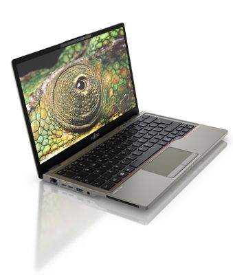 Fujitsu LIFEBOOK U7412 - 35.6 cm (14“) - Intel® Core™ i5-1235U - Silber_thumb