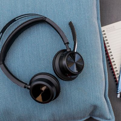 HP Poly Voyager Focus 2 USB-C-C Headset +USB-C/A-Adapter_5