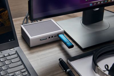 Kingston USB-Stick IronKey Vault - USB 3.2 Gen 1 (3.1 Gen 1) - 256 GB - Blau_9