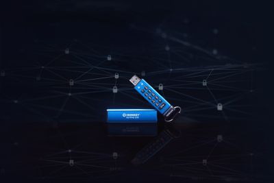 Kingston USB flash drive IronKey Keypad 200 - USB 3.2 Gen 1 - 128 GB - blue_5