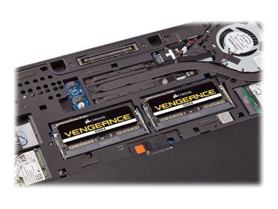 CORSAIR RAM Vengeance - 16 GB (2 x 8 GB Kit) - DDR4 2400 SO-DIMM CL16_3