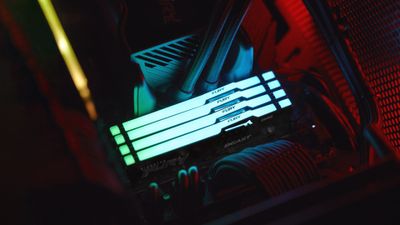 Kingston RAM FURY Beast RGB - 32 GB (2 x 16 GB Kit) - DDR5 5200 DIMM CL36_15