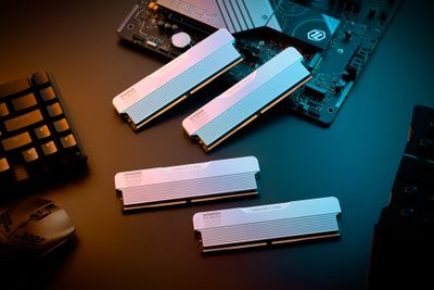 Klevv 32GB (2X16GB) 6000MHz CL28 DDR5 GAMING RAM MODULE 28-36-36-76 1.4V URBANE V RGB WHITE KIT_19