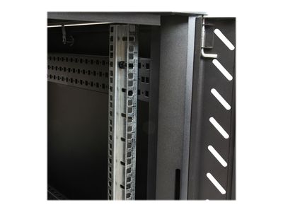 StarTech.com RK1236BKF Serverschrank (12HE, 73,7 cm tief, bis max. 800 Kg belastbar, mit Rollen, Tür mit Fenster und Schloss) Schrank - 12U_6